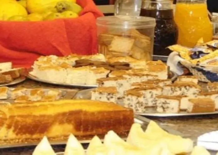 Antico Plaza Hotel